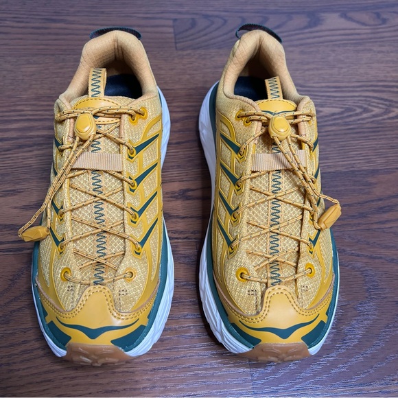Hoka One One Mafate Three2 sneaker in the Golden Yellow / Eggnog size W 8 / M 7 - Picture 4 of 12